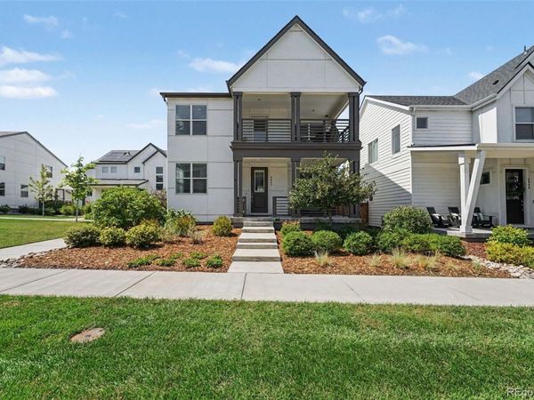 5997 Geneva Street , Denver, CO 80238