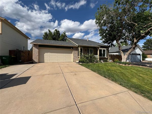 19727 E Oxford Drive , Aurora, CO 80013
