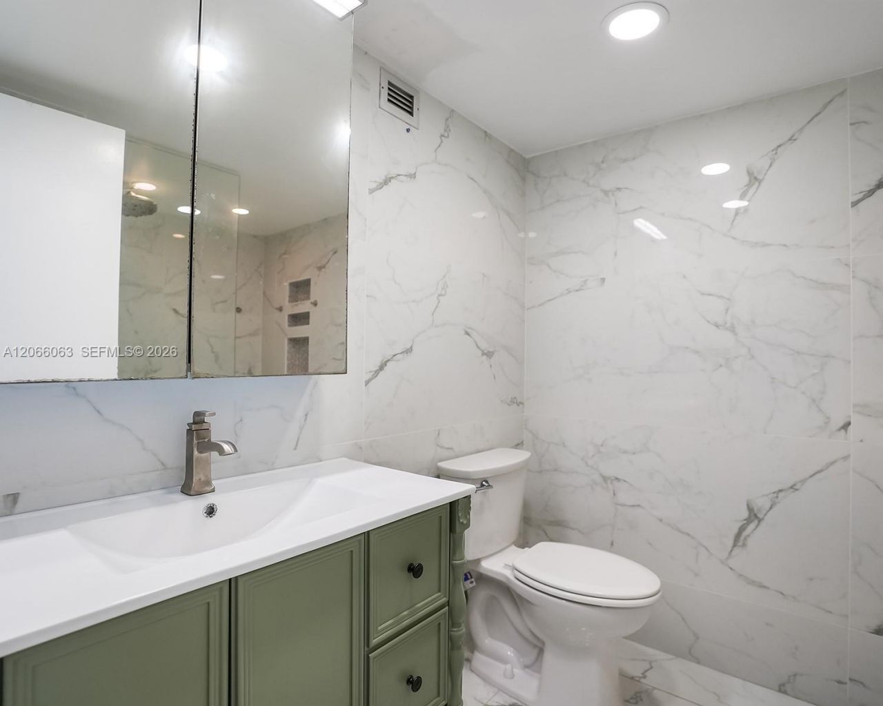 2049 S Ocean Dr , Unit 1406, Hallandale Beach, FL 33009 Photo