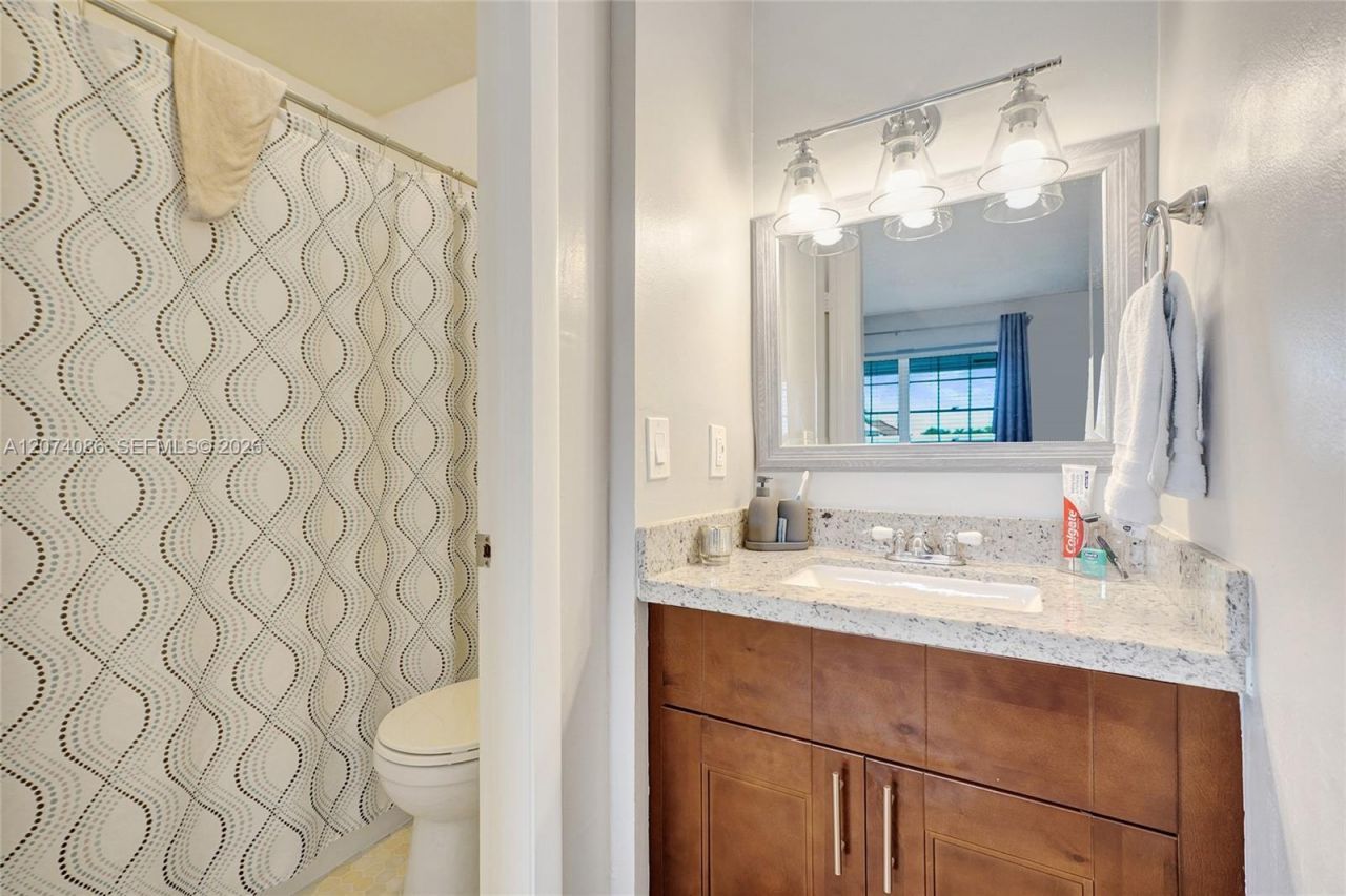 15645 SW 74th Cir Dr, Unit 6-5, Miami, FL 33193 Photo