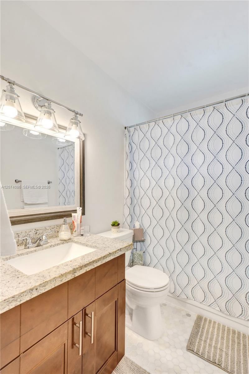 15645 SW 74th Cir Dr, Unit 6-5, Miami, FL 33193 Photo