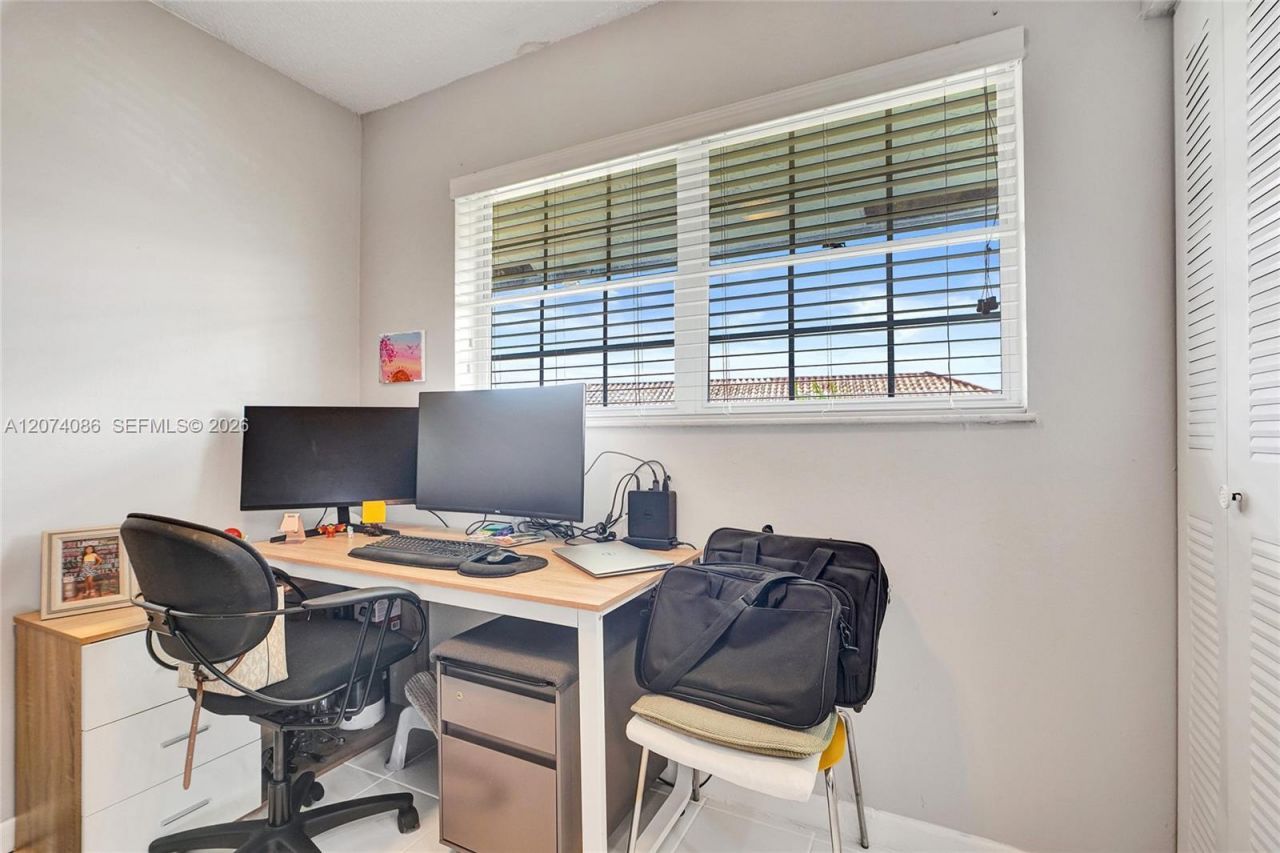 15645 SW 74th Cir Dr, Unit 6-5, Miami, FL 33193 Photo