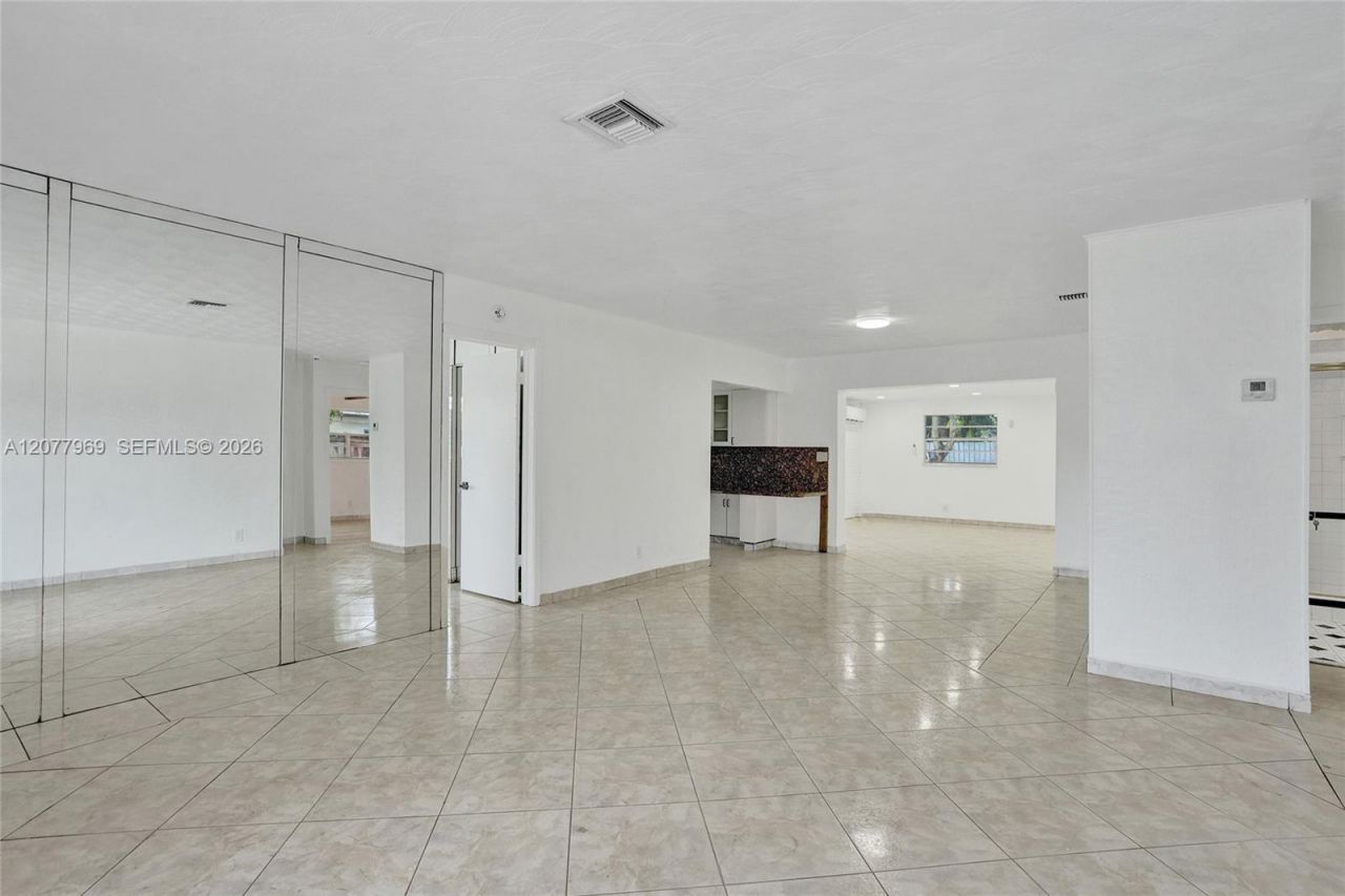 6761 Pershing St, Hollywood, FL 33024 Photo