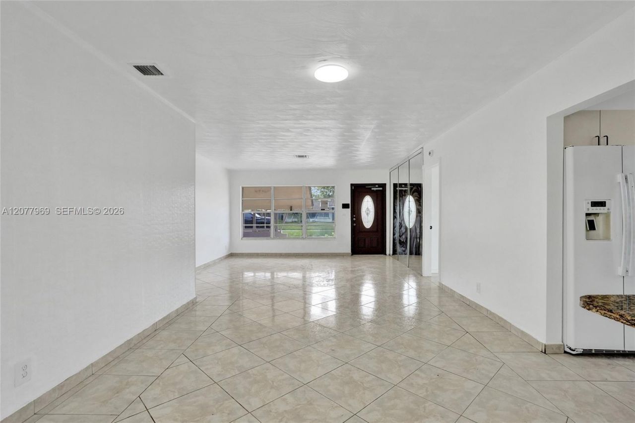 6761 Pershing St, Hollywood, FL 33024 Photo