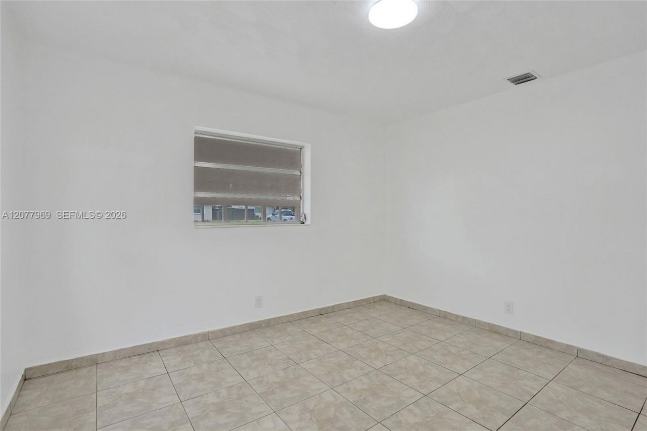 6761 Pershing St, Hollywood, FL 33024 Photo