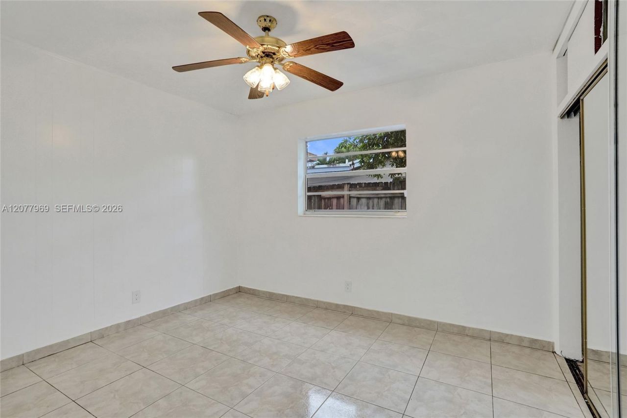6761 Pershing St, Hollywood, FL 33024 Photo