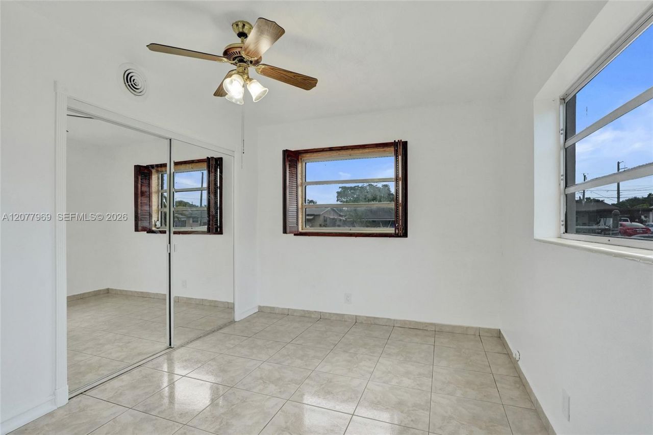 6761 Pershing St, Hollywood, FL 33024 Photo