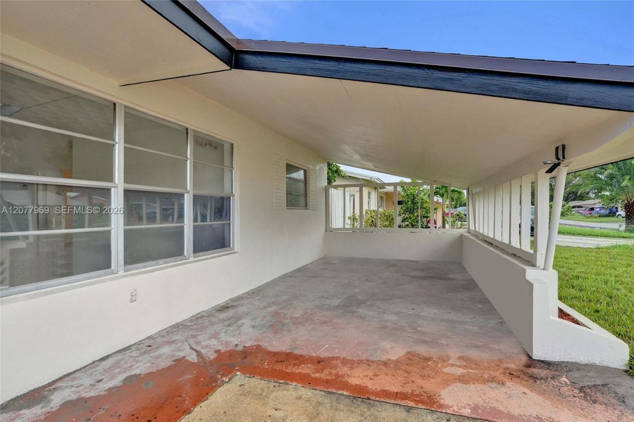 6761 Pershing St, Hollywood, FL 33024 Photo
