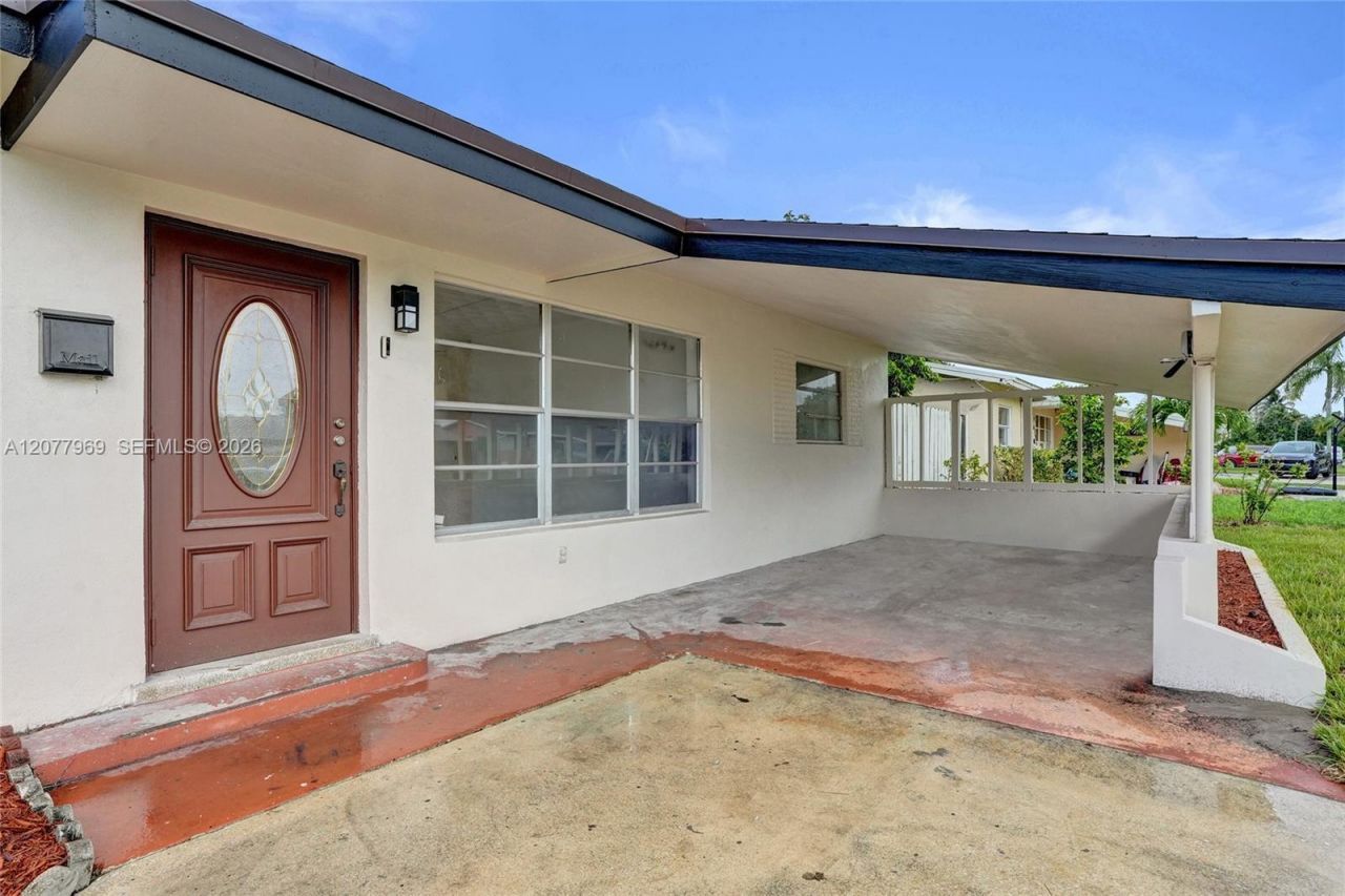 6761 Pershing St, Hollywood, FL 33024 Photo