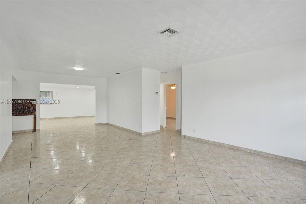 6761 Pershing St, Hollywood, FL 33024 Photo