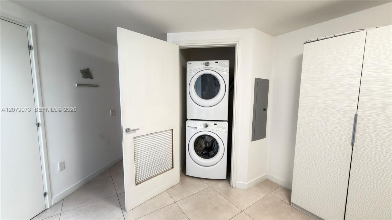 401 N Birch Rd , Unit 415, Fort Lauderdale, FL 33304 Photo