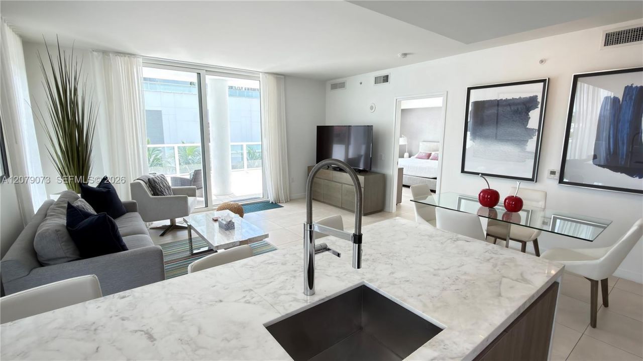401 N Birch Rd , Unit 415, Fort Lauderdale, FL 33304 Photo