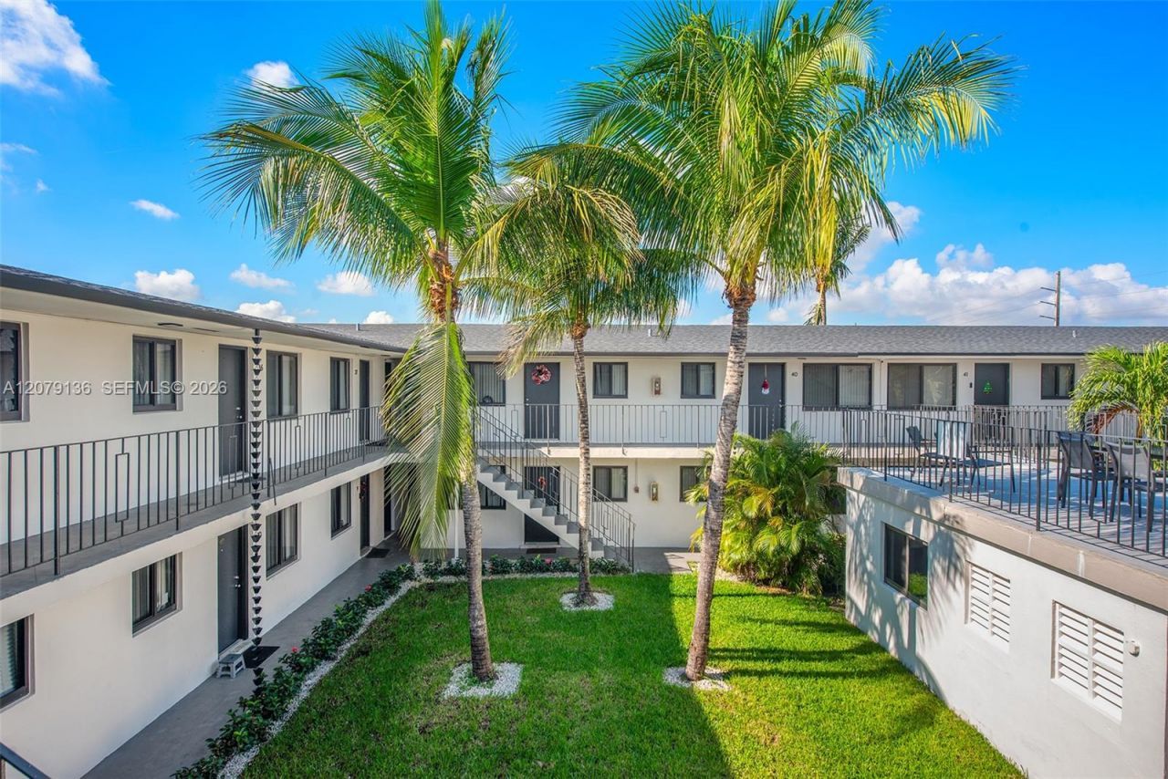 1310 W 29th St , Unit 39, Hialeah, FL 33012 Photo