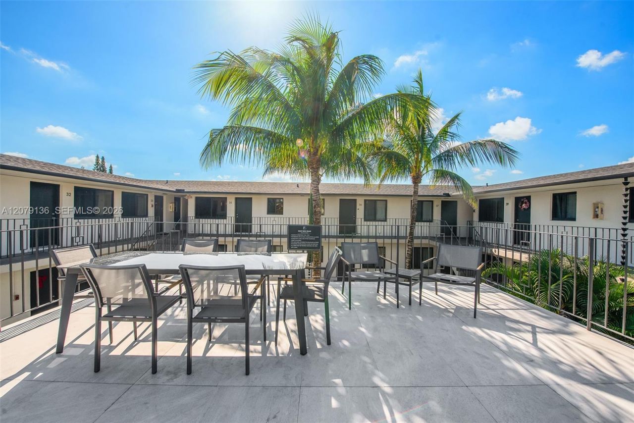 1310 W 29th St , Unit 39, Hialeah, FL 33012 Photo