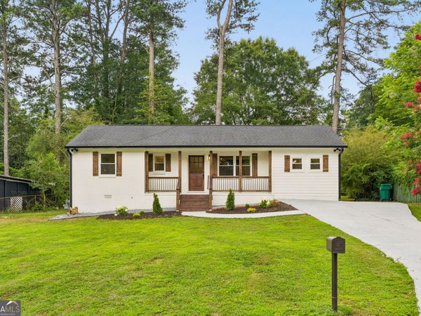 2720 Sherwood Road SE, Smyrna, GA 30082