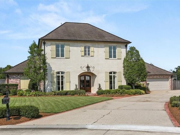 114 MORNING GLORY Court, Belle Chasse, LA 70037