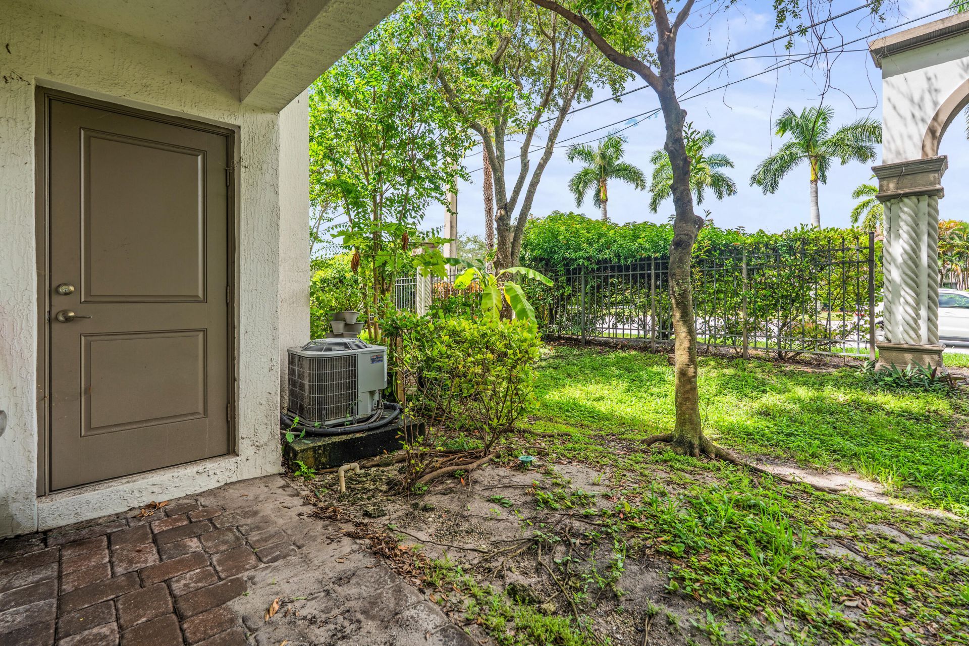 5031 Genove Place, Riviera Beach, FL 33410 Photo