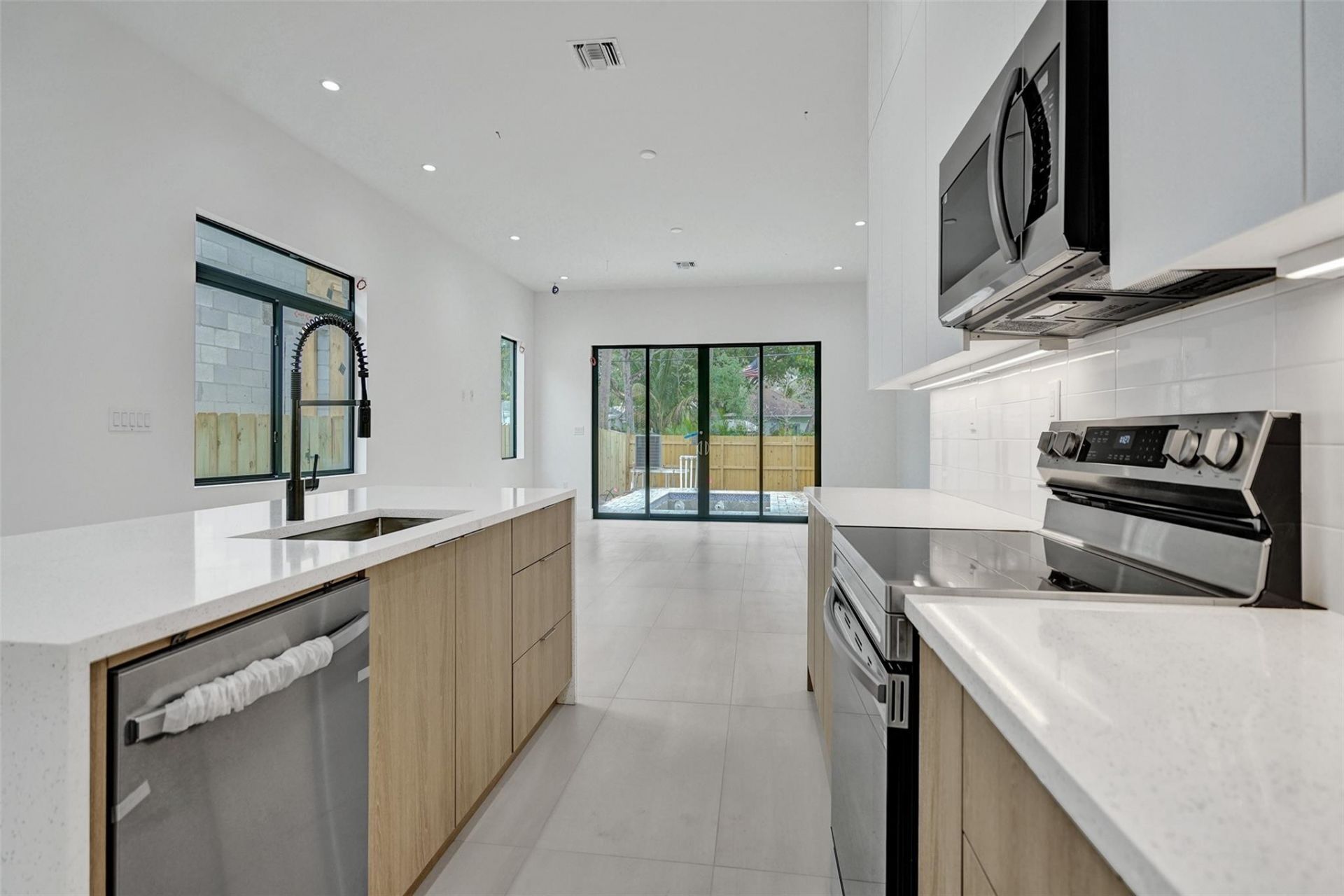 606 SW 7th Avenue, Fort Lauderdale, FL 33315 Photo