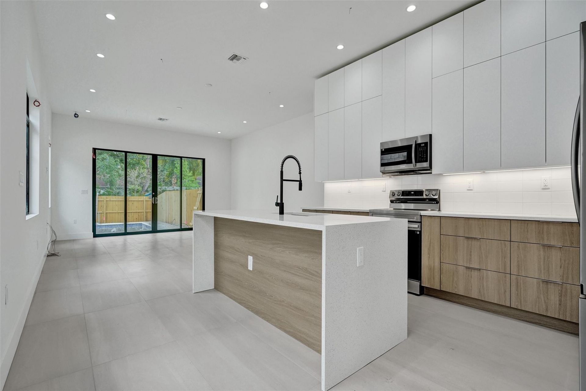 606 SW 7th Avenue, Fort Lauderdale, FL 33315 Photo