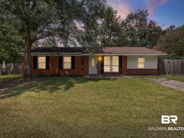 8036 Three Notch Road, Mobile, AL 36619