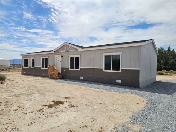 6360 Conestoga Parkway, Pahrump, NV 89048