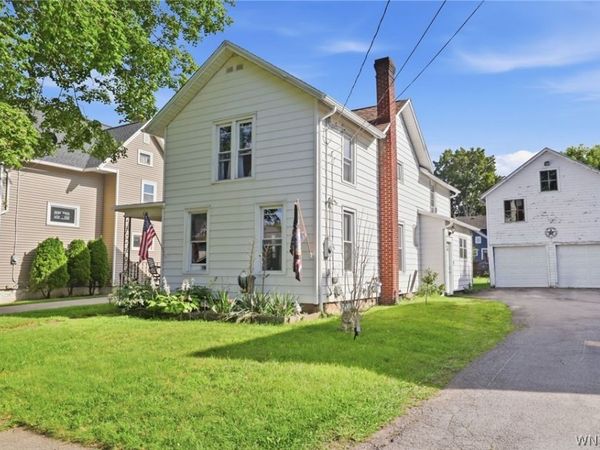 315 Eagle Street , Medina, NY 14103