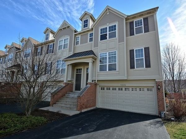3370 Kentshire Circle , Aurora, IL 60504