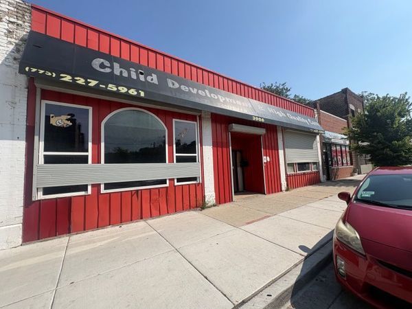 3904 W Chicago Avenue , Chicago, IL 60651