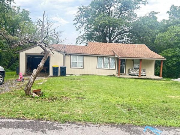 3032 Donnelly Avenue, Kansas City, MO 64129