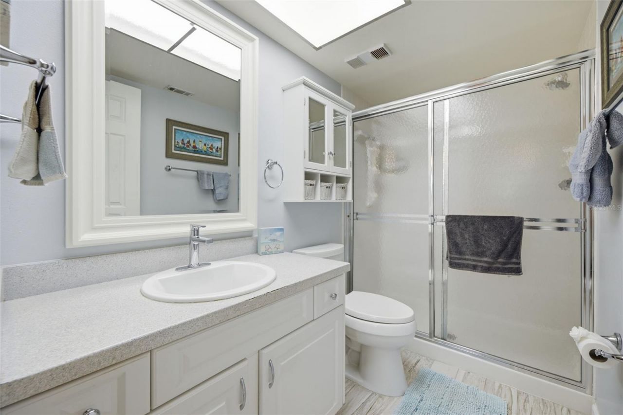 435 30th Avenue W, Unit D206, Bradenton, FL 34205 Photo