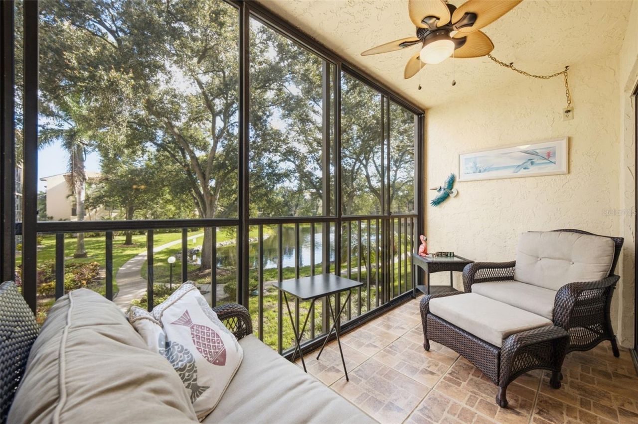 435 30th Avenue W, Unit D206, Bradenton, FL 34205 Photo