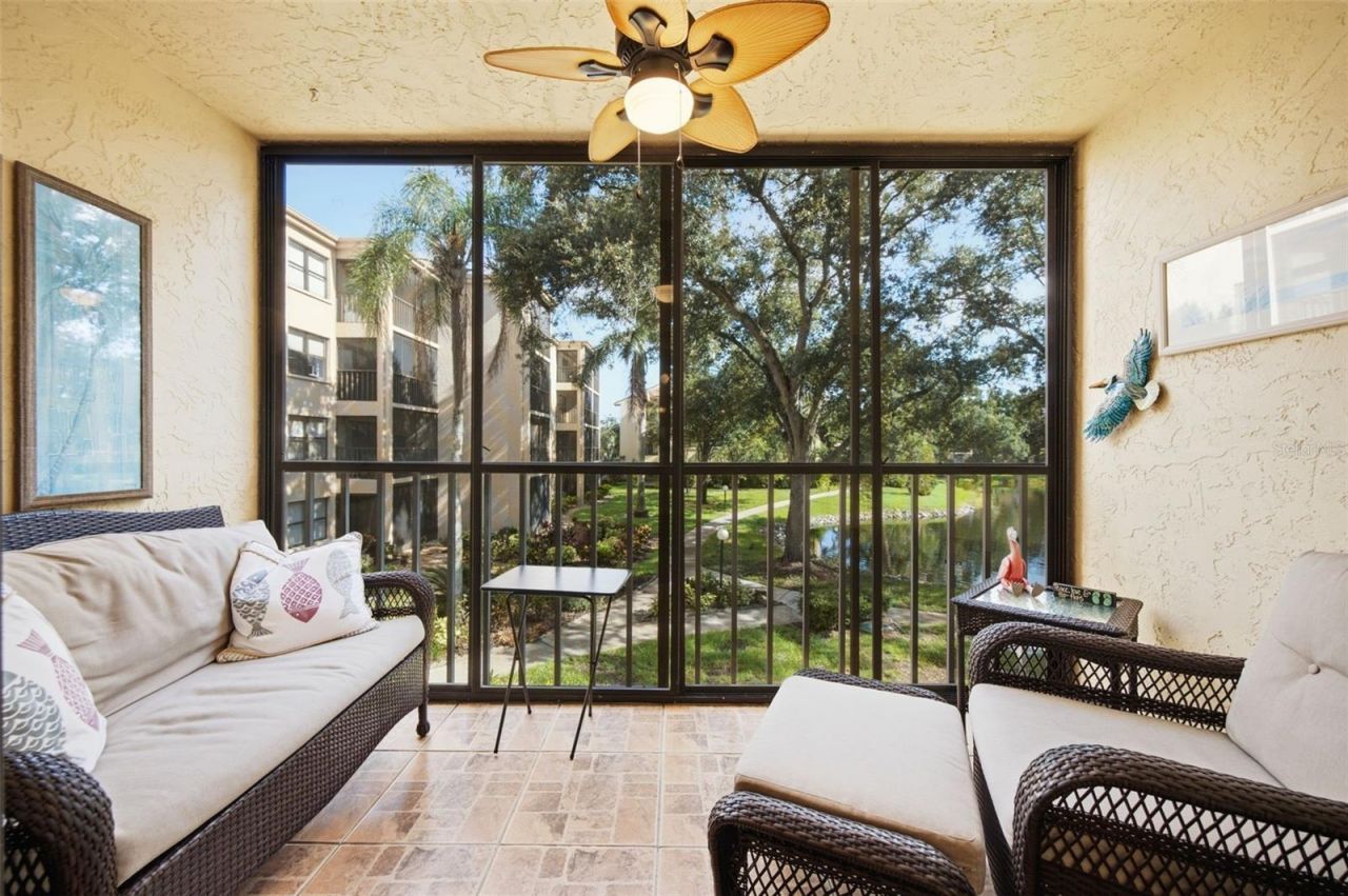 435 30th Avenue W, Unit D206, Bradenton, FL 34205 Photo