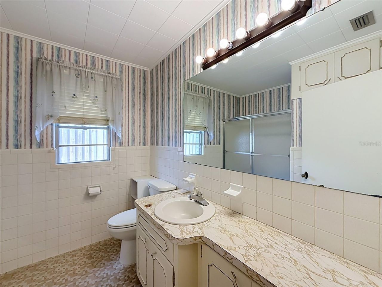 3271 Robinson Street , Zellwood, FL 32798 Photo