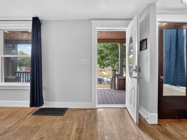 211 S Dean Street, Bay City, MI 48706