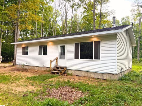 6168 Needles Lane, Kalkaska, MI 49646