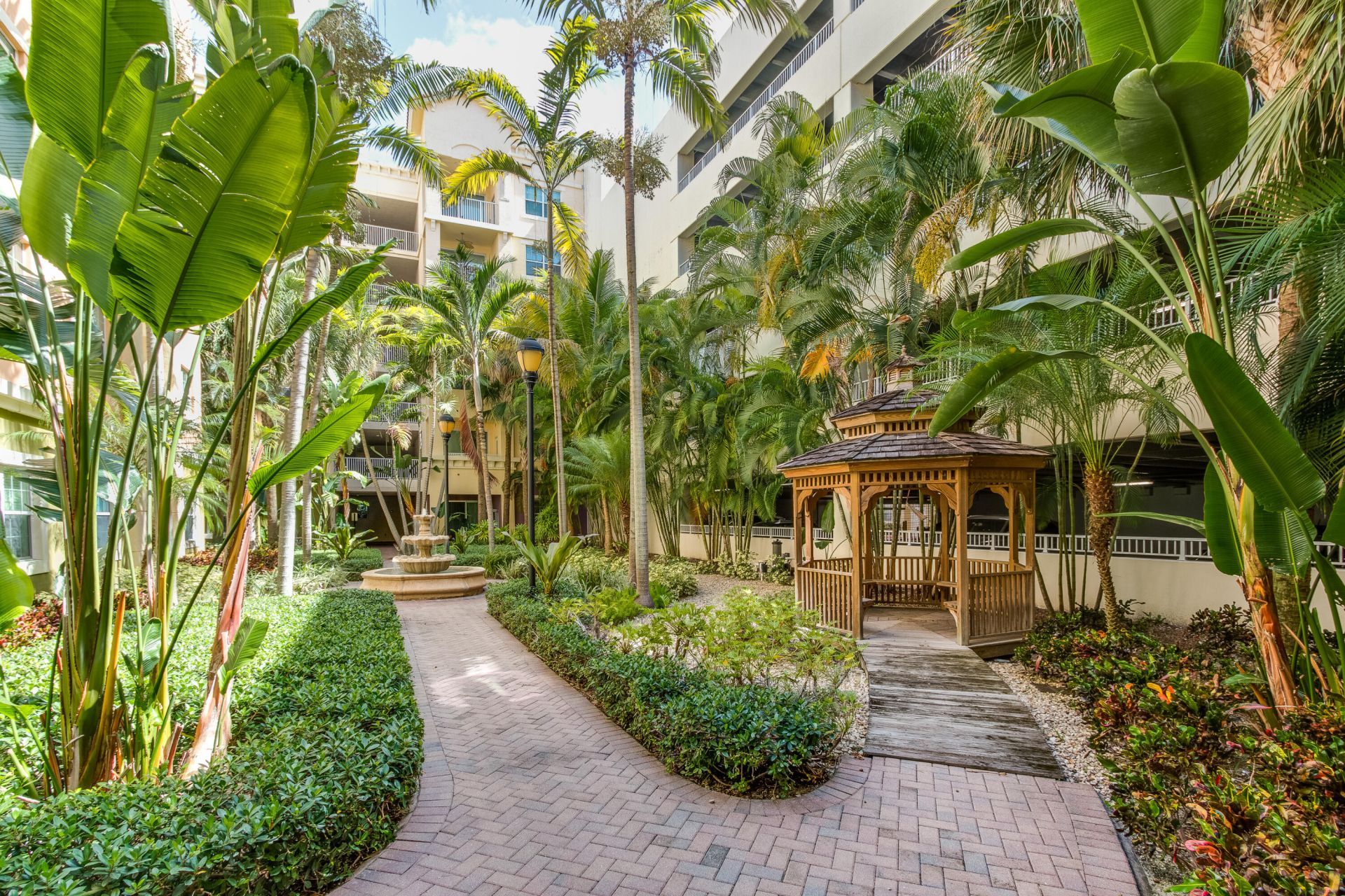 1660 Renaissance Commons Boulevard, Unit 2421, Boynton Beach, FL 33426 Photo