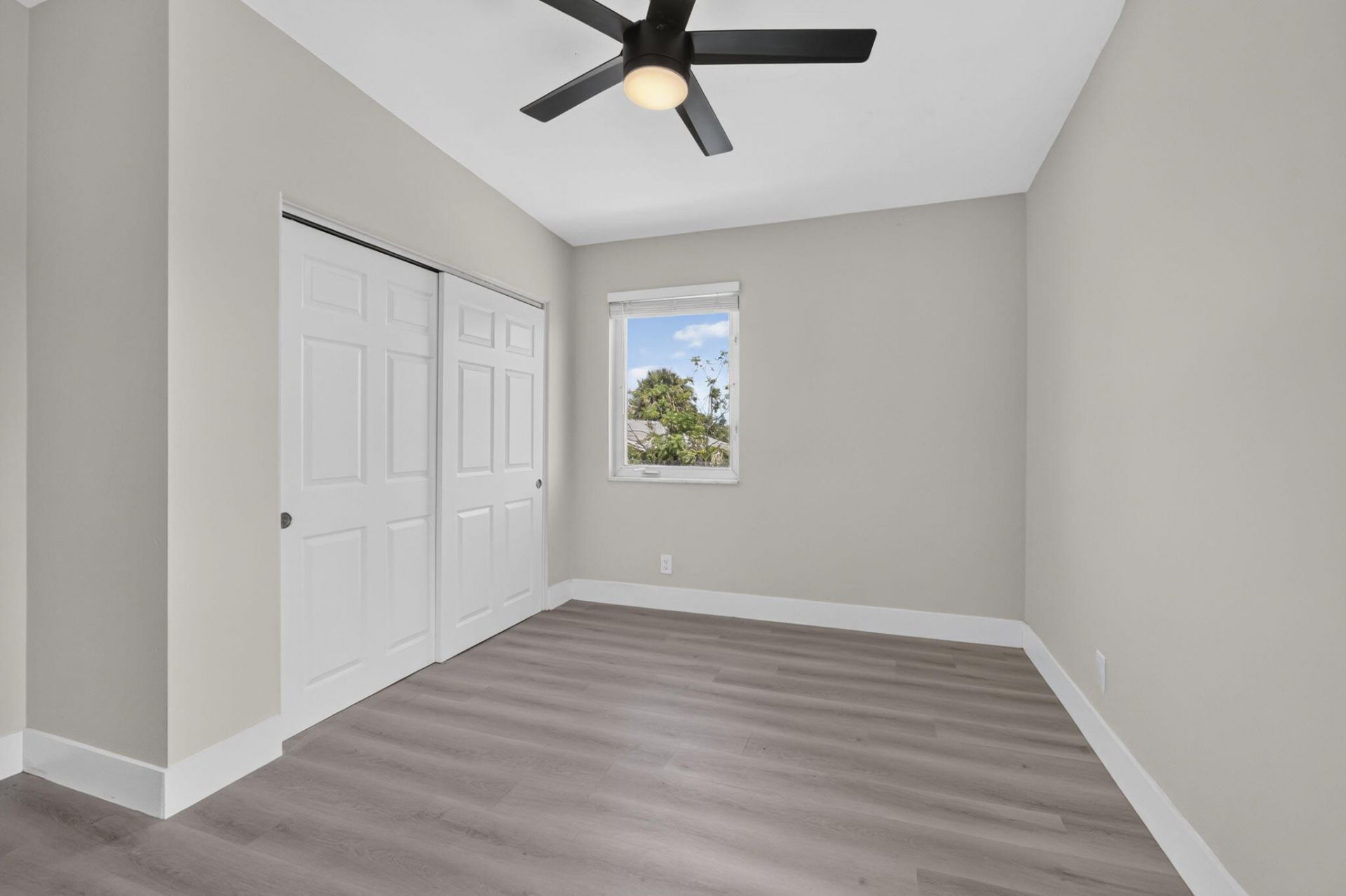 840 Bradley Street, West Palm Beach, FL 33405 Photo