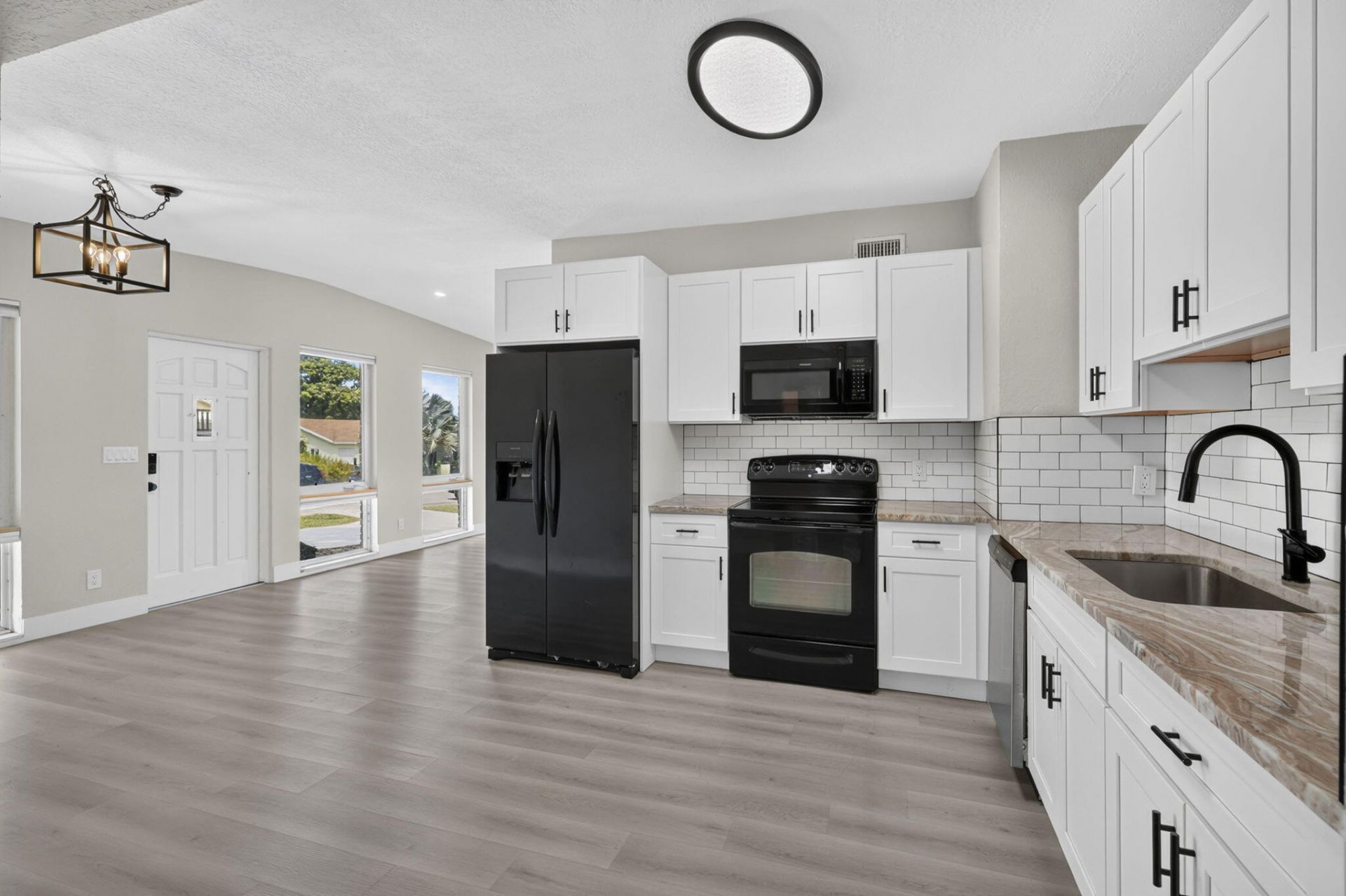 840 Bradley Street, West Palm Beach, FL 33405 Photo