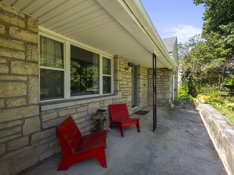 2543 E Livingston Avenue, Columbus, OH 43209 Photo 3