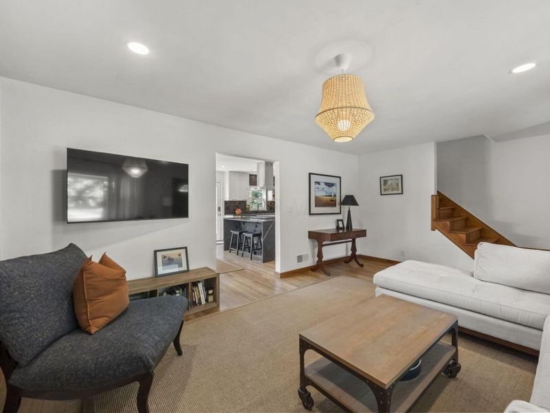 2543 E Livingston Avenue, Columbus, OH 43209 Photo 7