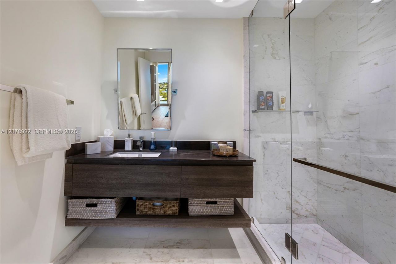 360 Ocean Dr, Unit 1102S, Key Biscayne, FL 33149 Photo