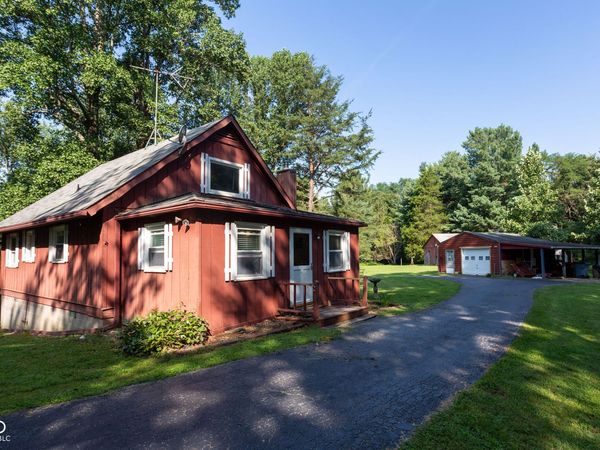 9312 Spearsville Road, Morgantown, IN 46160