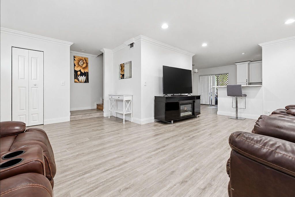 3305 Mallard Close, Unit 54, Pompano Beach, FL 33064 Photo
