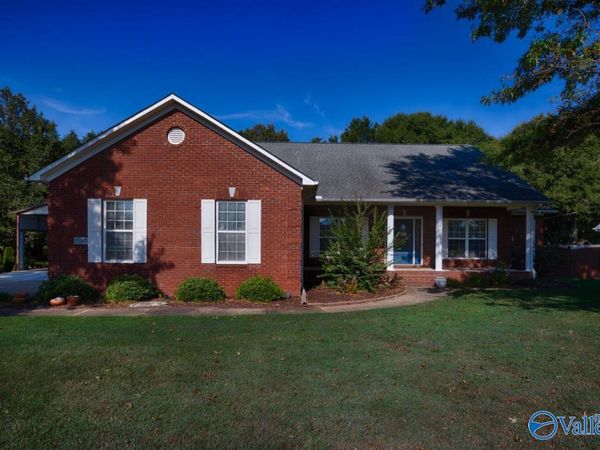 23265 Frank Street, Athens, AL 35613