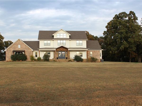 549 S Wiggins Drive , Paris, AR 72855