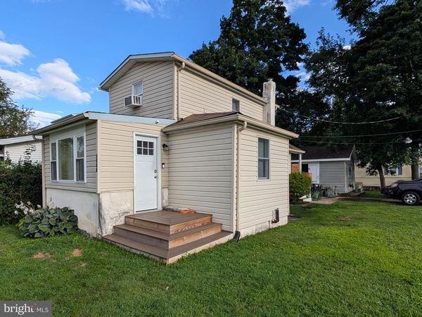 1203 CLAYTON, FEASTERVILLE TREVOSE, PA 19053