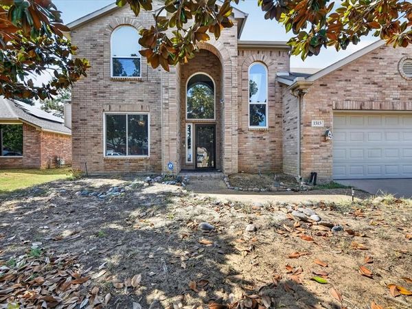 1515 Nightingale Lane, Corinth, TX 76210
