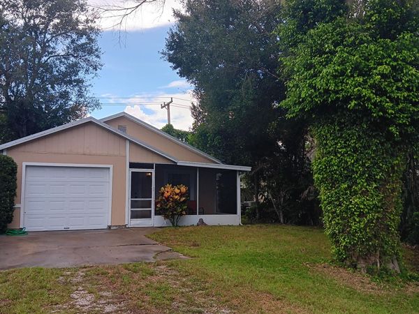 1395 26th Avenue SW, Vero Beach, FL 32962