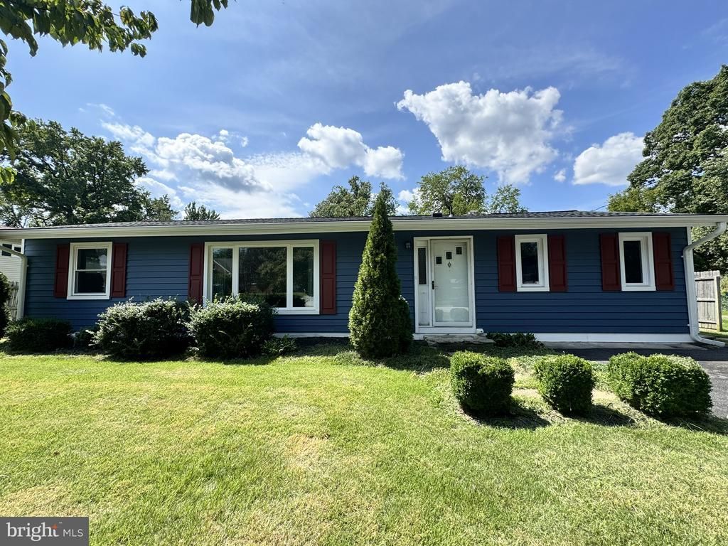 8005 WOODHOLME CIRCLE , PASADENA, MD 21122