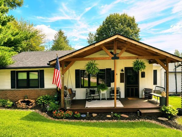 720 N Wood Street , Logan, OH 43138